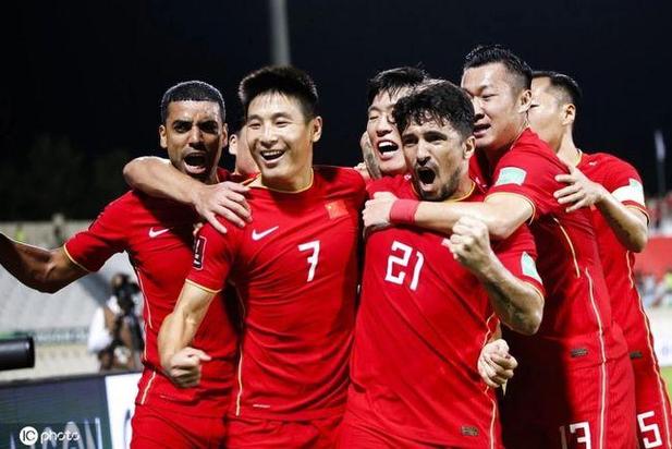国足世预赛迎战越南视频